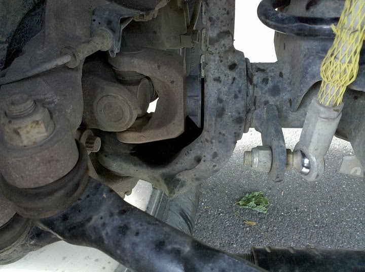 Do I have an axle seal problem? | JKOwners Forum